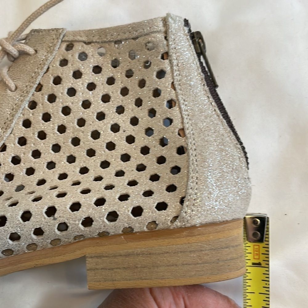 MUSSE & CLOUD SHIMMERY CUTOUT SHOOTIES. NEW - Picture 7 of 10